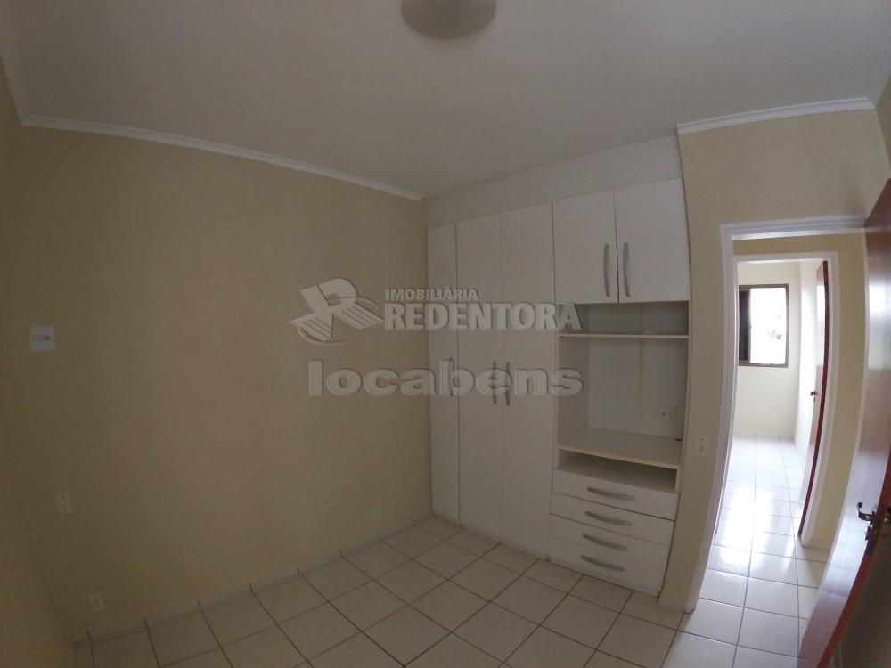 Alugar Apartamento / Padrão em São José do Rio Preto R$ 1.300,00 - Foto 15