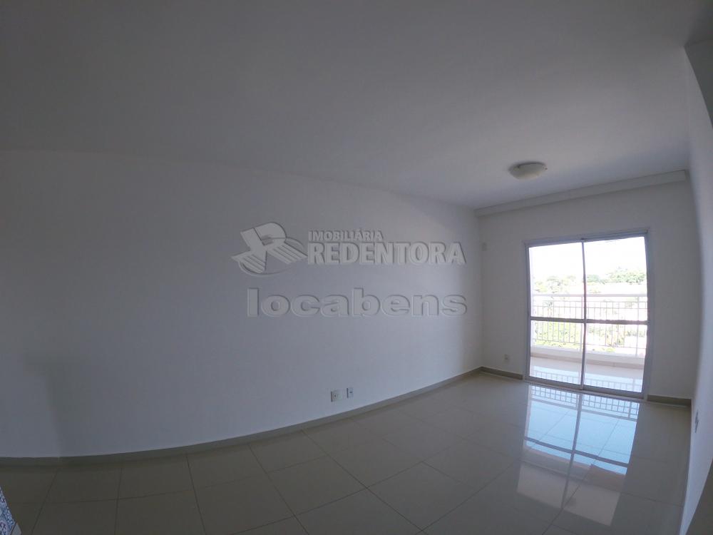 Alugar Apartamento / Padrão em São José do Rio Preto R$ 2.500,00 - Foto 1