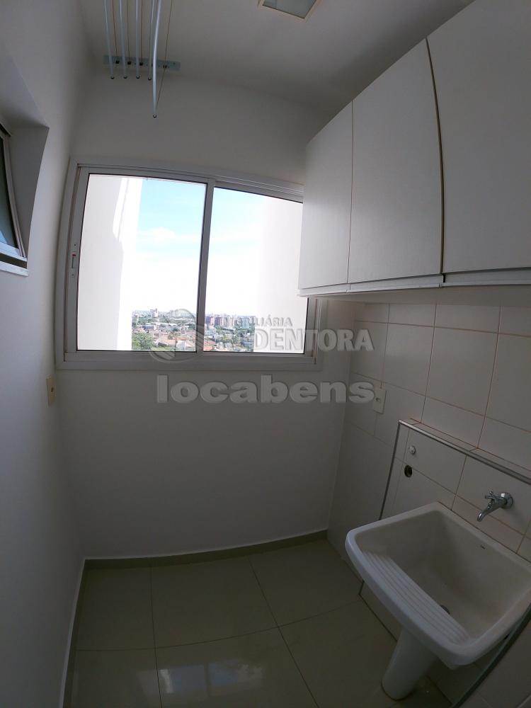 Alugar Apartamento / Padrão em São José do Rio Preto R$ 2.500,00 - Foto 11