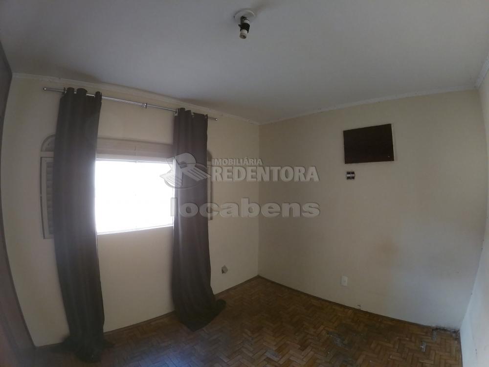 Alugar Apartamento / Padrão em São José do Rio Preto R$ 1.000,00 - Foto 5