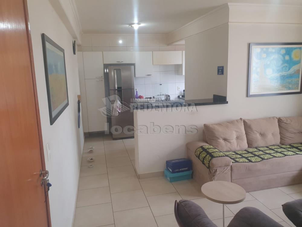 Alugar Apartamento / Padrão em São José do Rio Preto R$ 1.250,00 - Foto 5