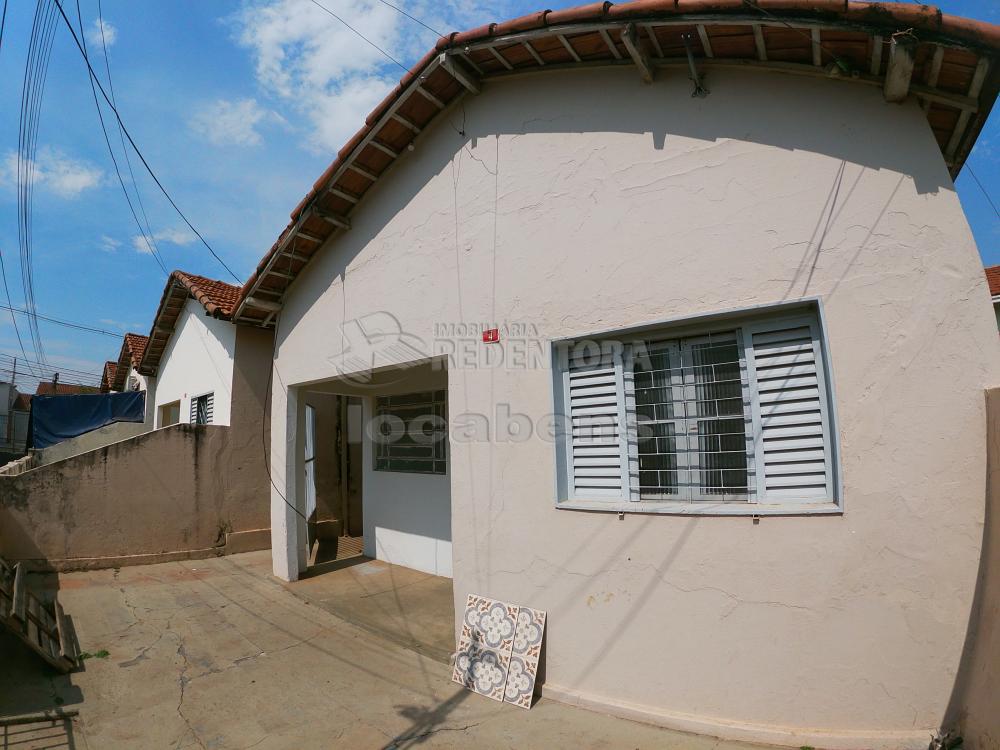 Alugar Casa / Padrão em São José do Rio Preto apenas R$ 800,00 - Foto 1