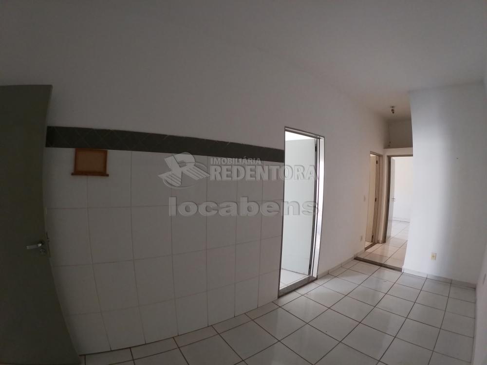 Alugar Casa / Padrão em São José do Rio Preto apenas R$ 900,00 - Foto 8