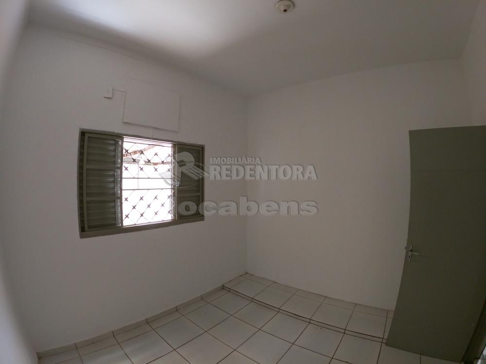 Alugar Casa / Padrão em São José do Rio Preto apenas R$ 900,00 - Foto 13