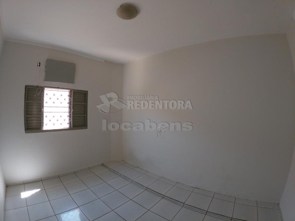 Alugar Casa / Padrão em São José do Rio Preto apenas R$ 900,00 - Foto 16