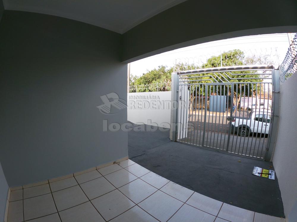 Alugar Casa / Padrão em São José do Rio Preto apenas R$ 1.000,00 - Foto 3