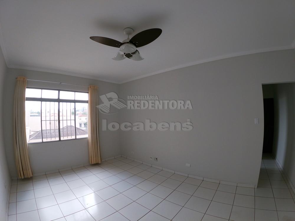 Alugar Apartamento / Padrão em São José do Rio Preto R$ 800,00 - Foto 3