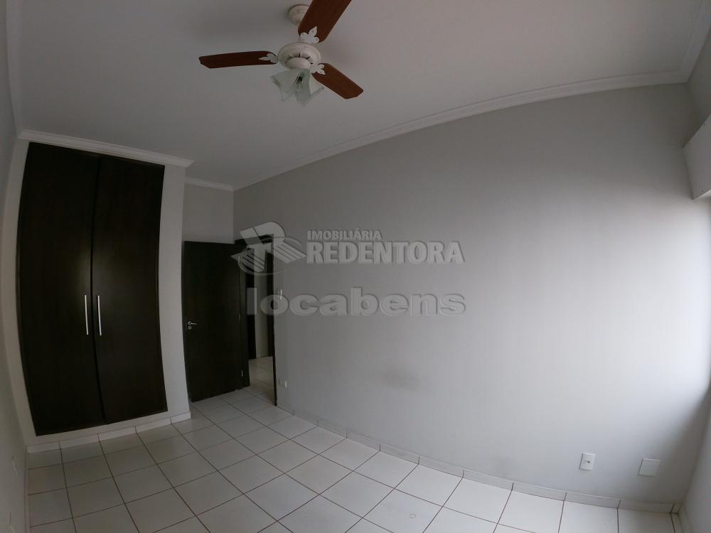 Alugar Apartamento / Padrão em São José do Rio Preto R$ 800,00 - Foto 14