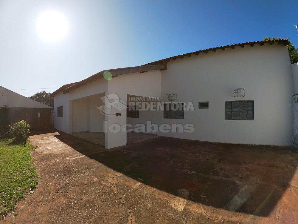 Alugar Casa / Padrão em São José do Rio Preto apenas R$ 900,00 - Foto 1