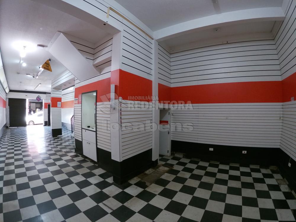 Alugar Comercial / Salão em São José do Rio Preto R$ 6.600,00 - Foto 5