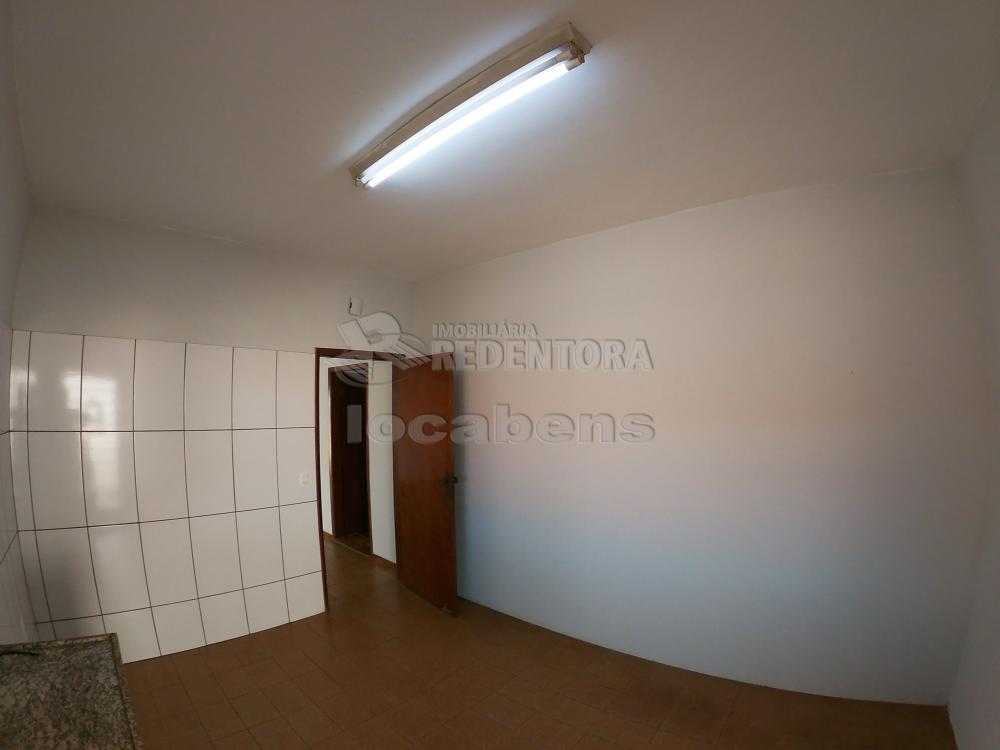 Alugar Casa / Padrão em São José do Rio Preto R$ 2.000,00 - Foto 23