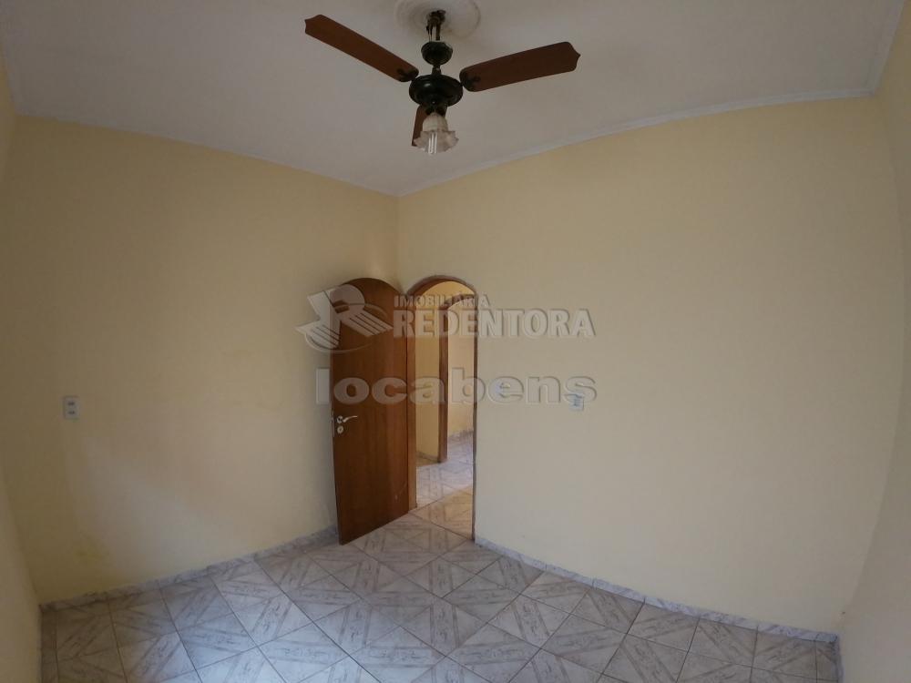 Alugar Casa / Padrão em São José do Rio Preto R$ 3.000,00 - Foto 8