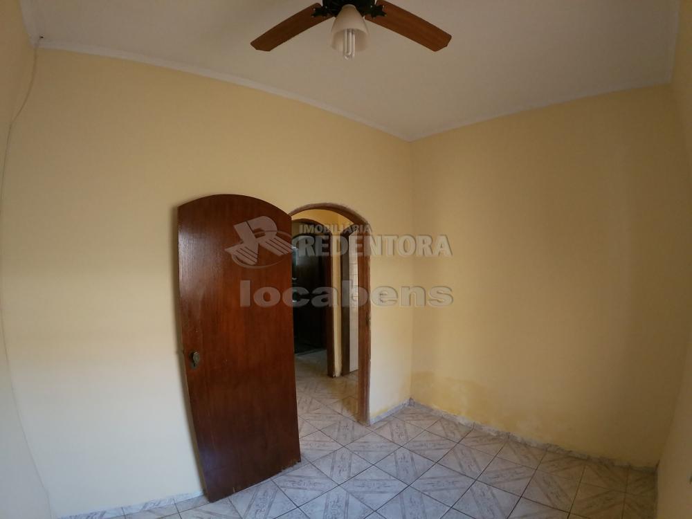 Alugar Casa / Padrão em São José do Rio Preto R$ 3.000,00 - Foto 12