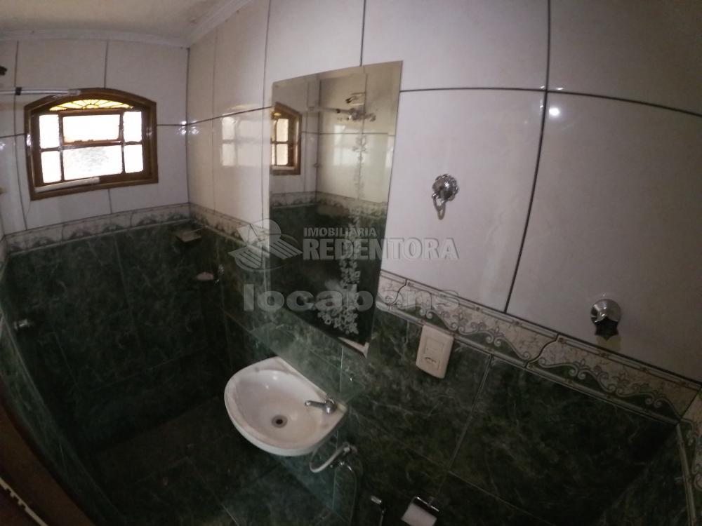 Alugar Casa / Padrão em São José do Rio Preto R$ 3.000,00 - Foto 16