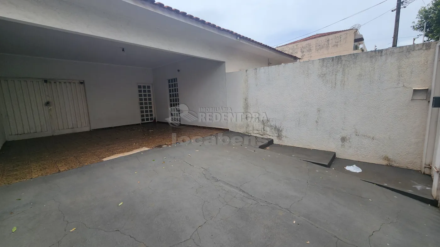 Alugar Casa / Padrão em São José do Rio Preto R$ 2.200,00 - Foto 33