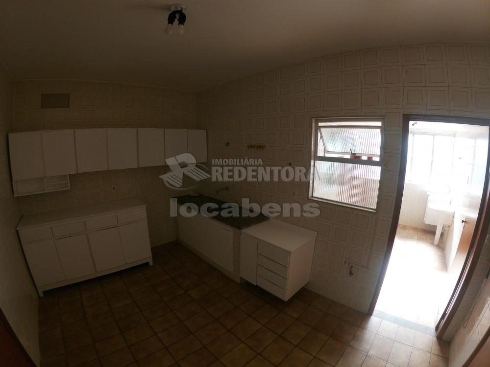 Alugar Apartamento / Padrão em São José do Rio Preto R$ 1.200,00 - Foto 12