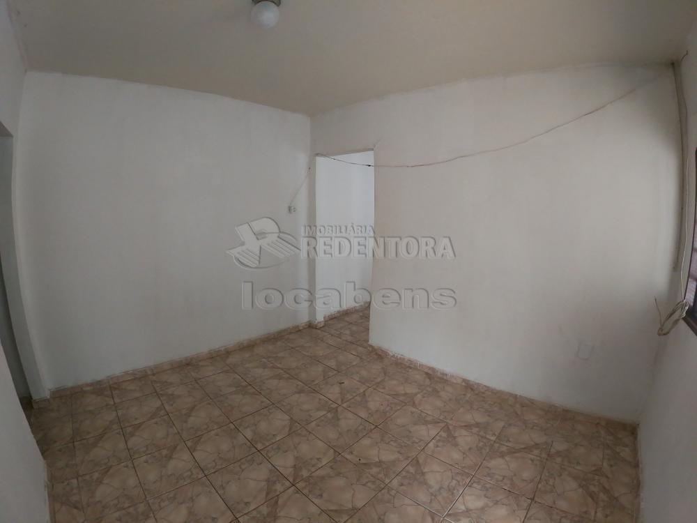 Alugar Casa / Padrão em São José do Rio Preto apenas R$ 800,00 - Foto 4