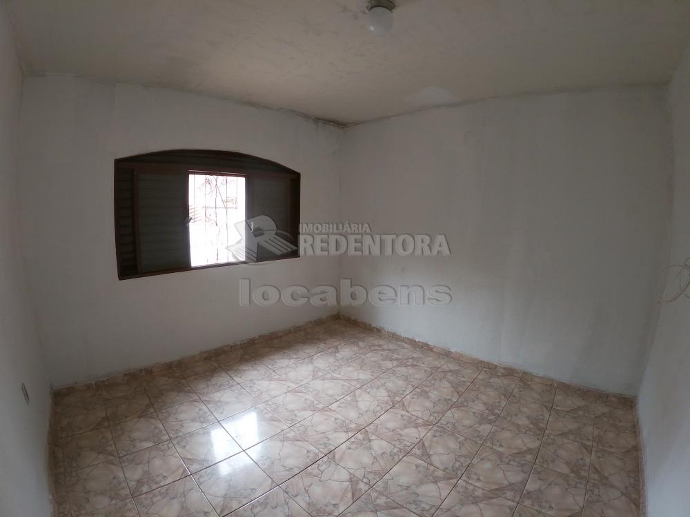 Alugar Casa / Padrão em São José do Rio Preto R$ 800,00 - Foto 8