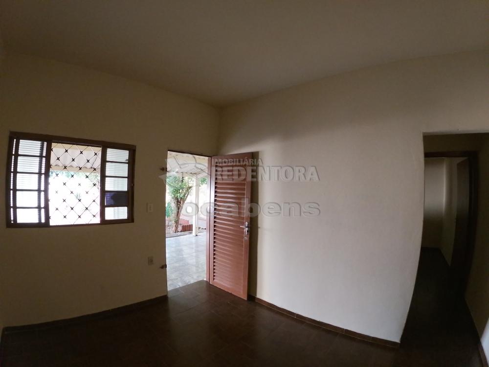 Alugar Casa / Padrão em São José do Rio Preto apenas R$ 750,00 - Foto 4