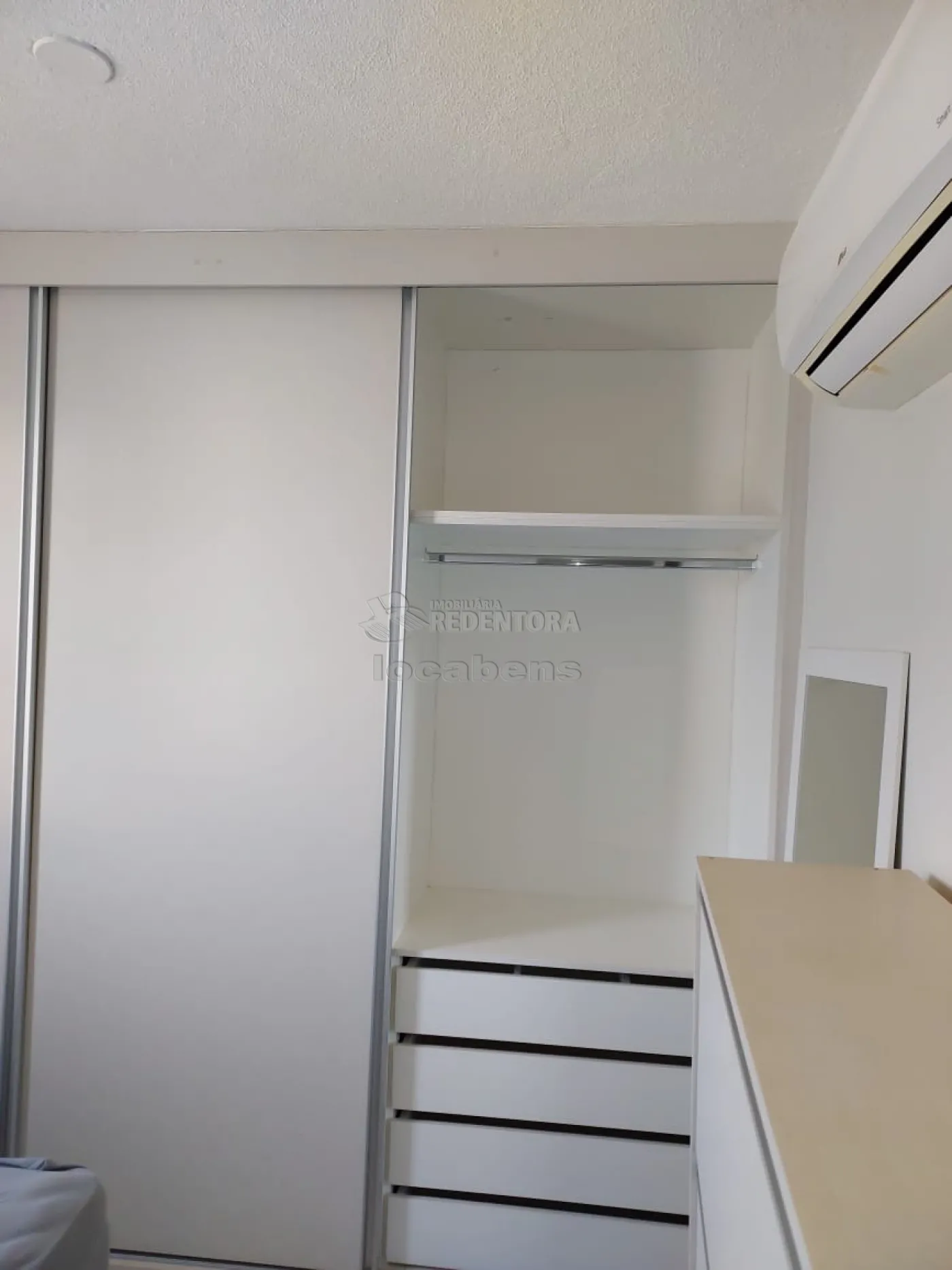 Comprar Apartamento / Padrão em São José do Rio Preto R$ 220.000,00 - Foto 1