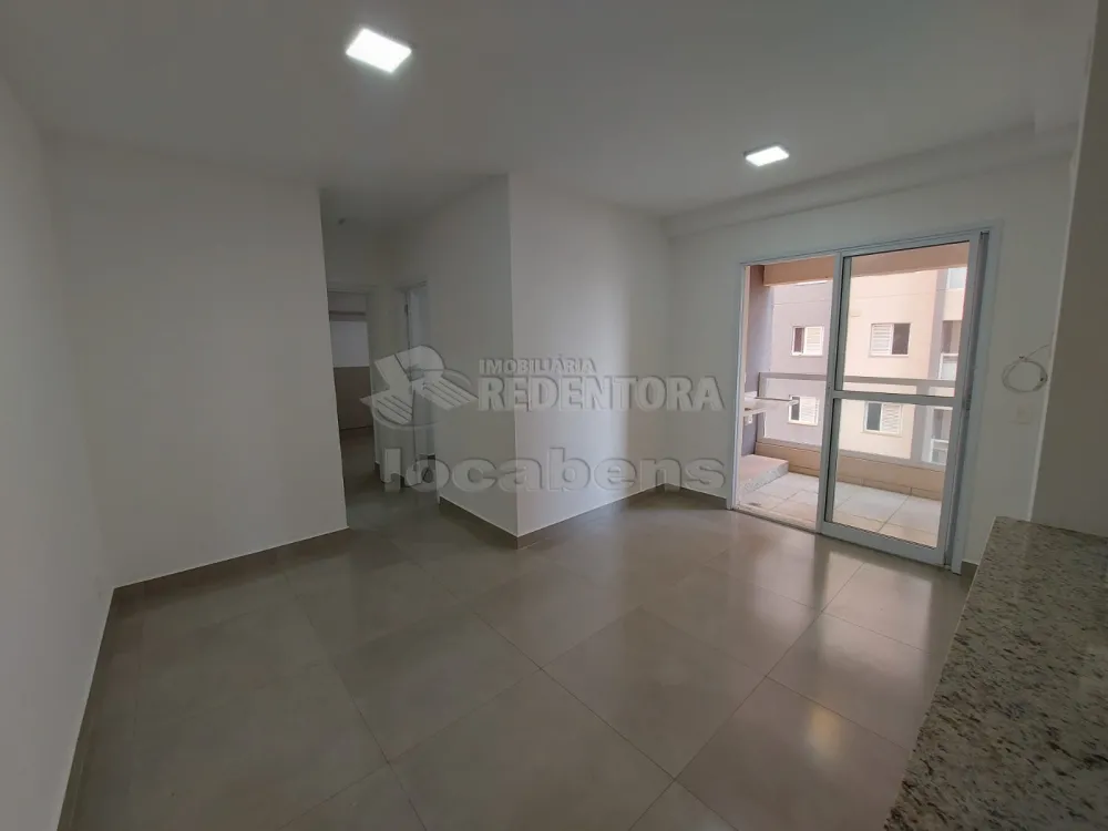 Comprar Apartamento / Padrão em São José do Rio Preto R$ 340.000,00 - Foto 1