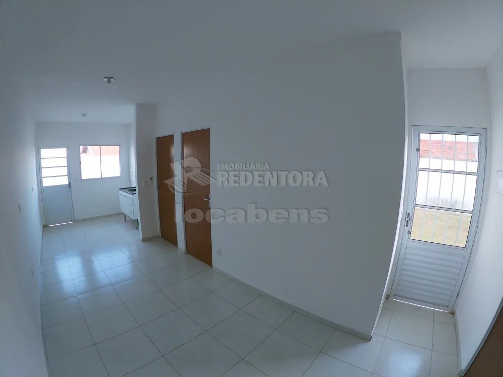 Alugar Casa / Padrão em São José do Rio Preto apenas R$ 800,00 - Foto 4