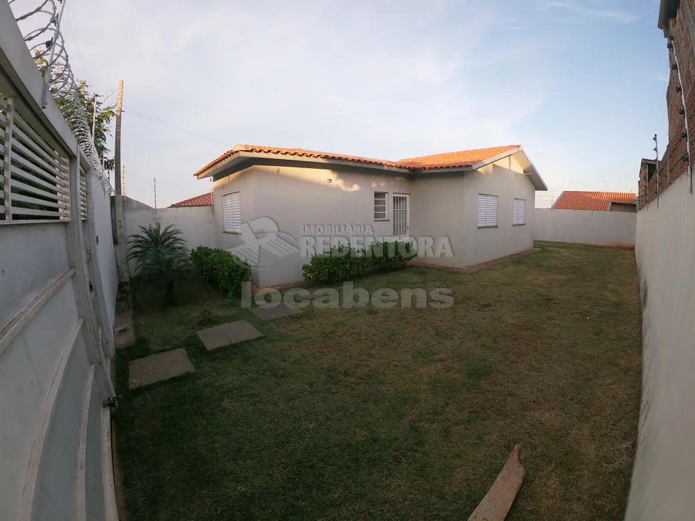 Alugar Casa / Padrão em São José do Rio Preto apenas R$ 800,00 - Foto 2