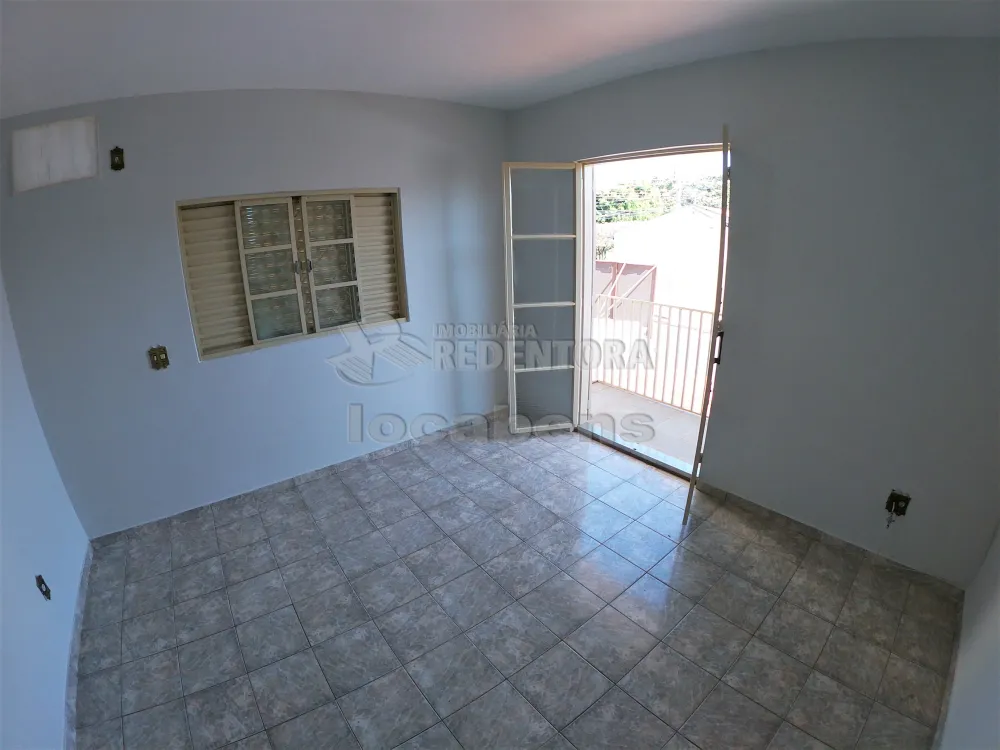 Alugar Casa / Padrão em São José do Rio Preto R$ 1.200,00 - Foto 9