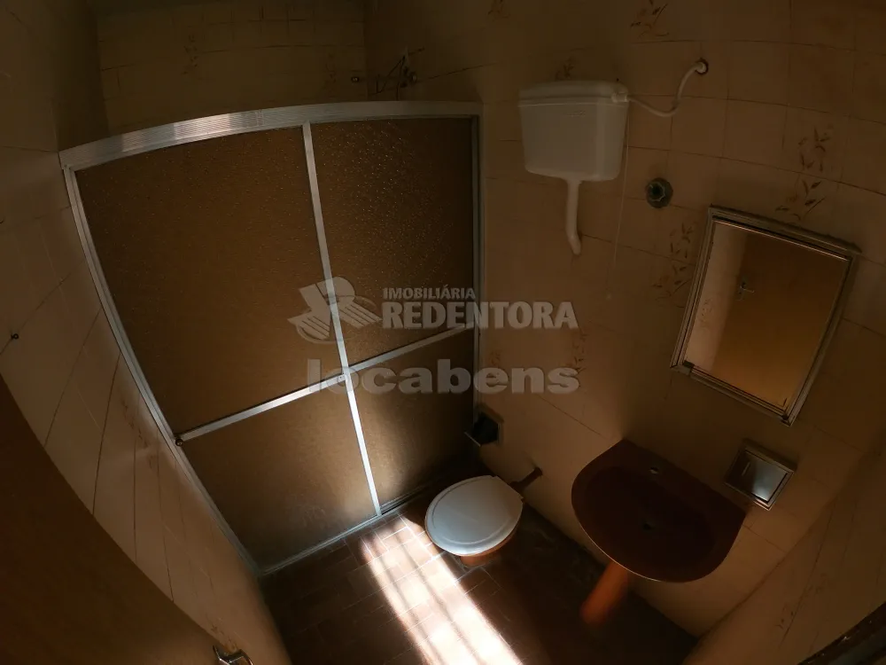 Alugar Casa / Padrão em São José do Rio Preto R$ 750,00 - Foto 8