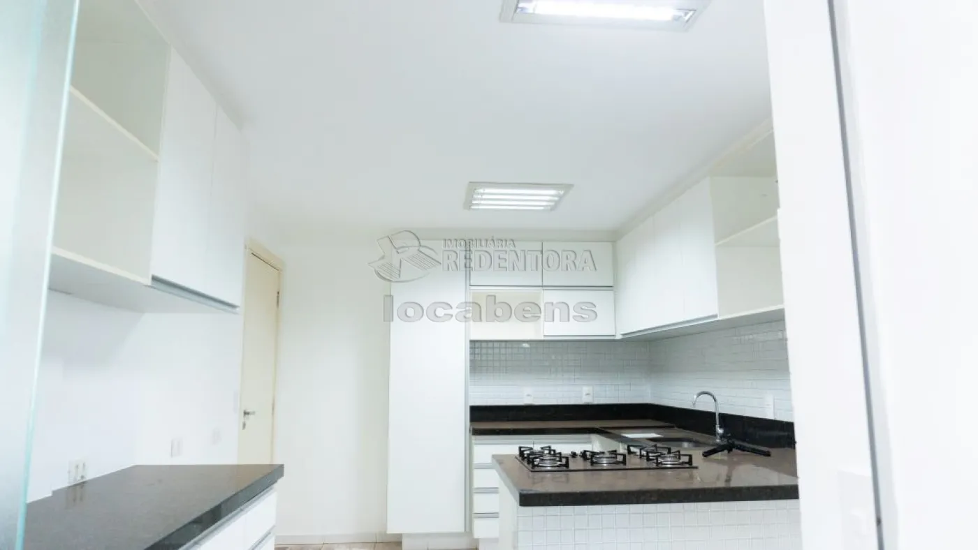 Alugar Apartamento / Padrão em São José do Rio Preto R$ 2.900,00 - Foto 31