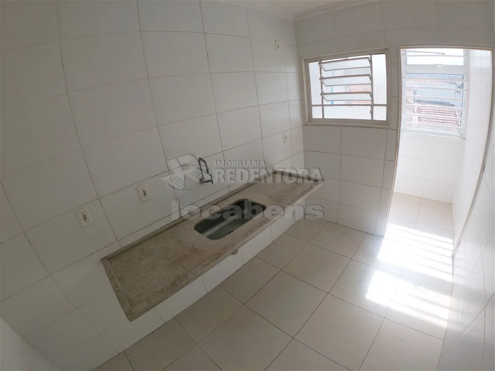 Alugar Apartamento / Padrão em São José do Rio Preto apenas R$ 800,00 - Foto 4