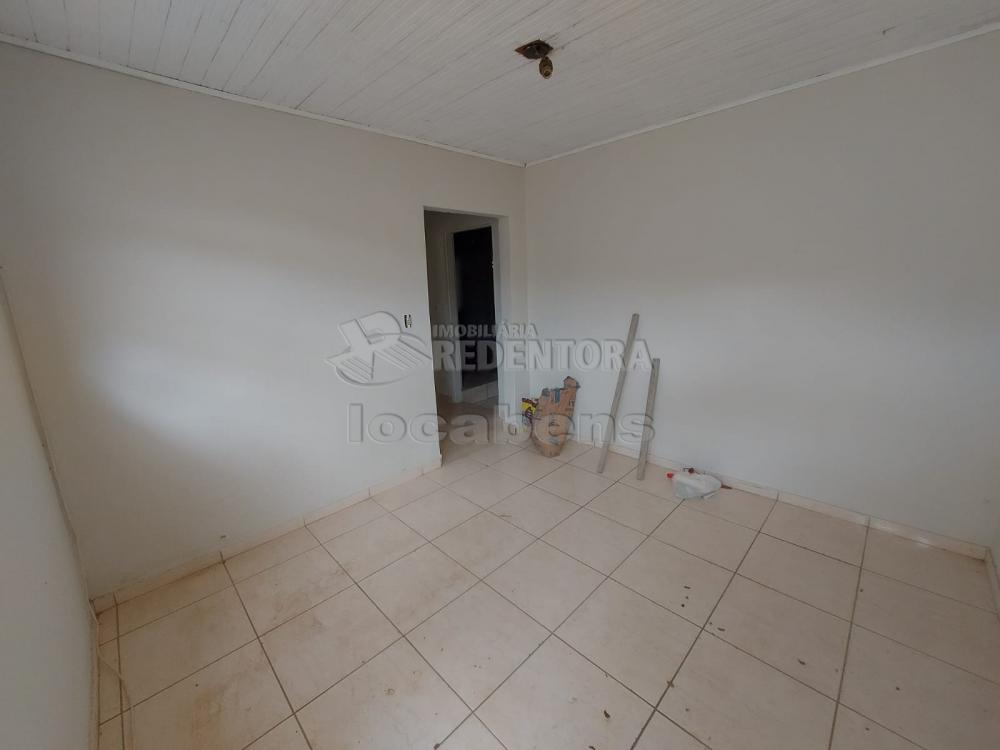 Alugar Casa / Padrão em São José do Rio Preto apenas R$ 850,00 - Foto 1