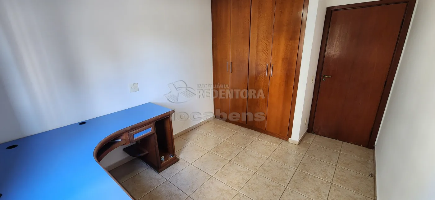 Alugar Apartamento / Padrão em São José do Rio Preto R$ 2.100,00 - Foto 13