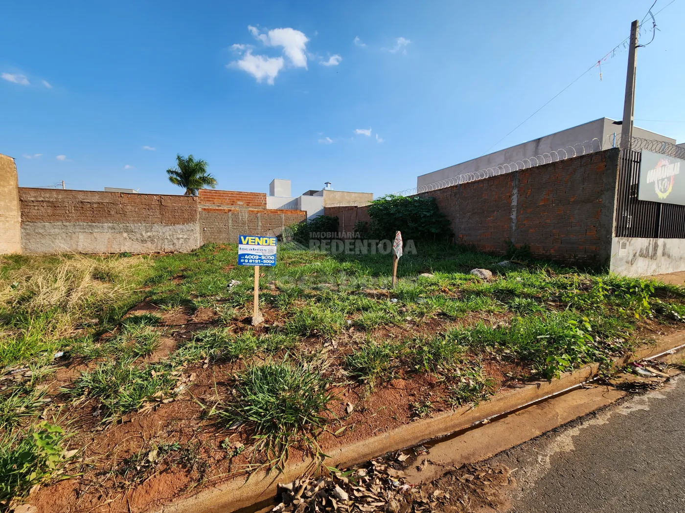 Comprar Terreno / Padrão em São José do Rio Preto R$ 130.000,00 - Foto 1