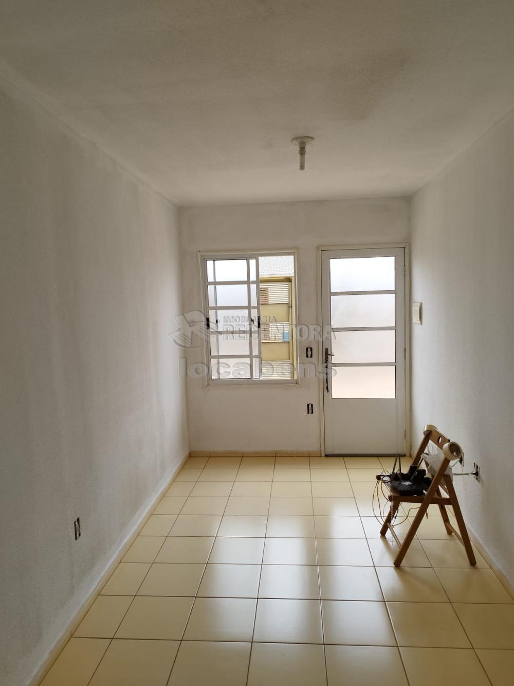 Alugar Casa / Padrão em São José do Rio Preto R$ 850,00 - Foto 4