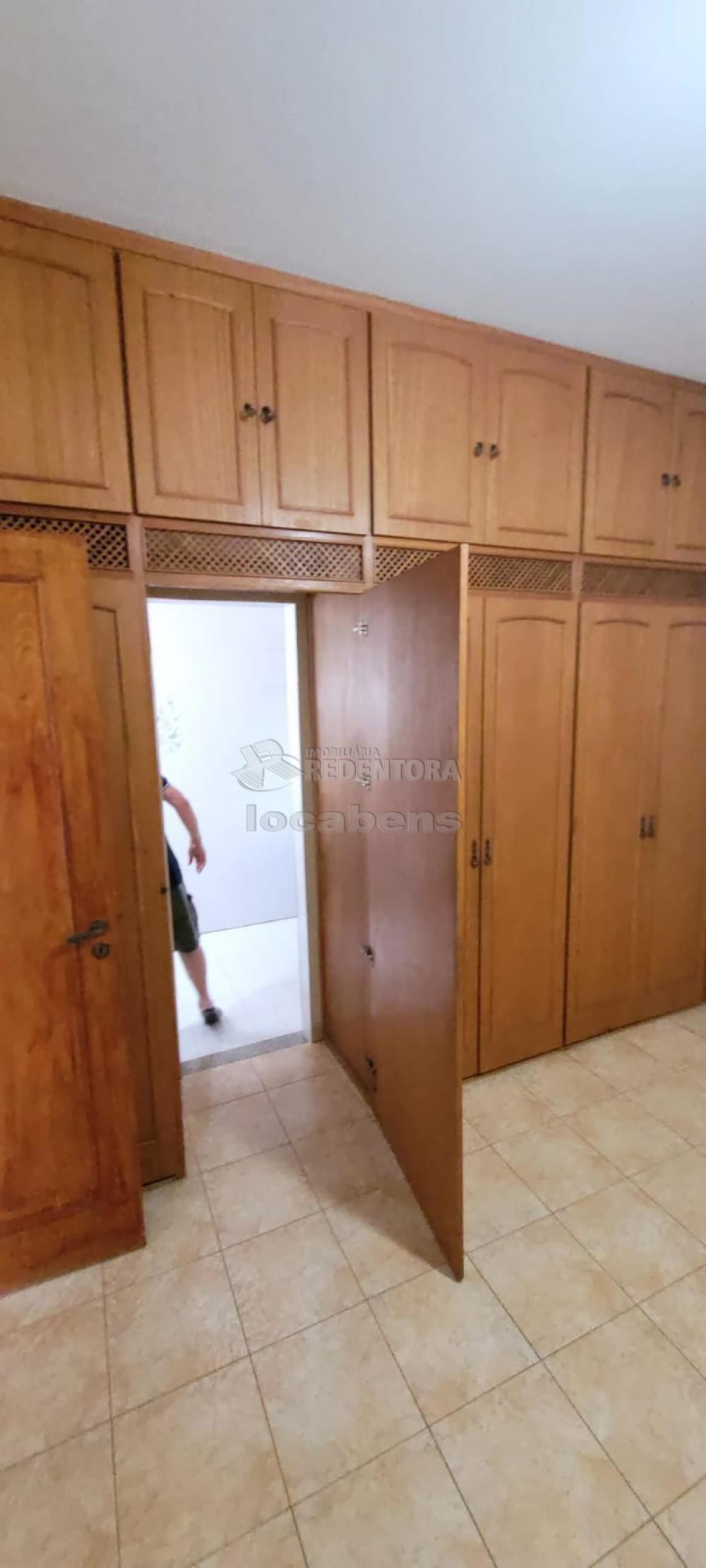 Alugar Casa / Sobrado em São José do Rio Preto R$ 3.900,00 - Foto 21