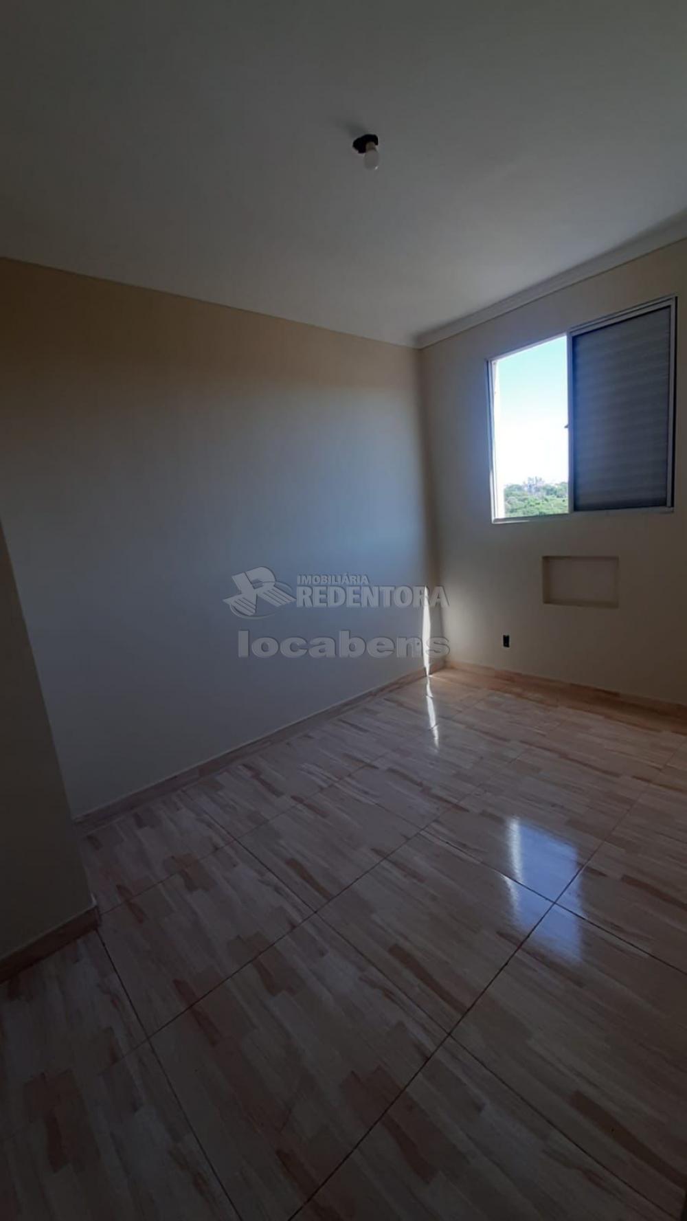 Comprar Apartamento / Padrão em São José do Rio Preto R$ 200.000,00 - Foto 8