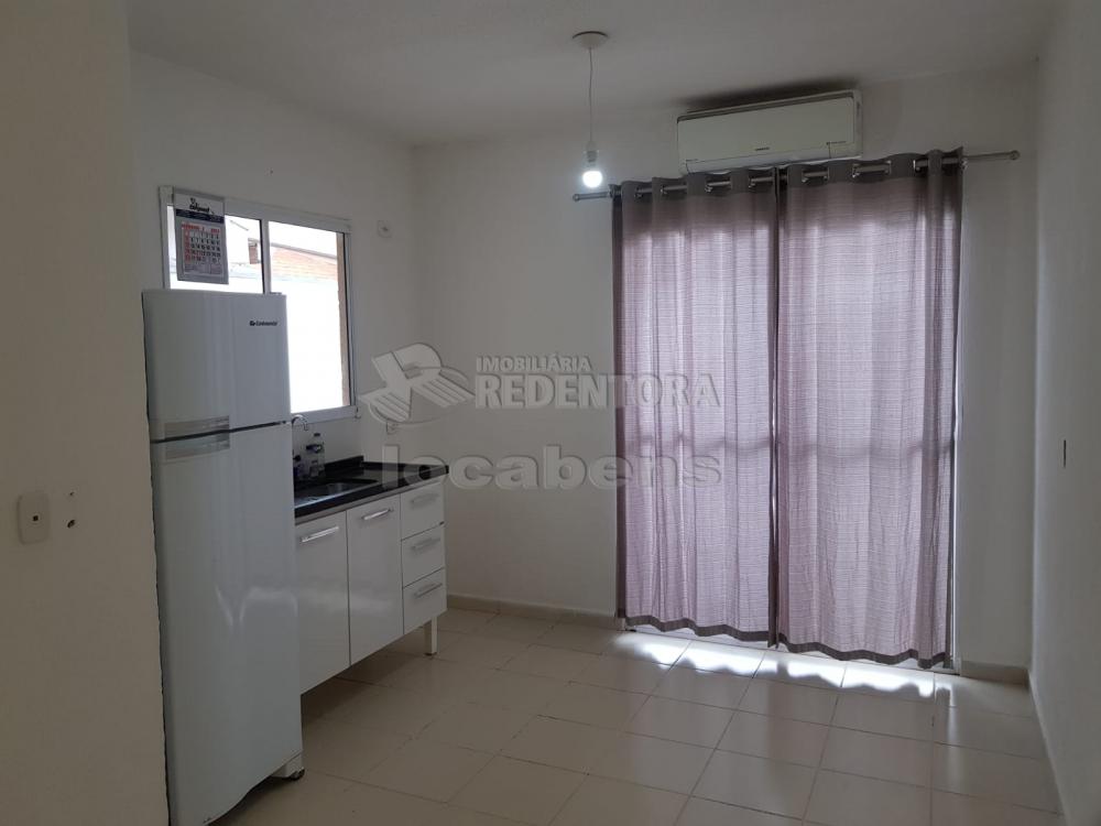 Alugar Casa / Condomínio em São José do Rio Preto apenas R$ 850,00 - Foto 4