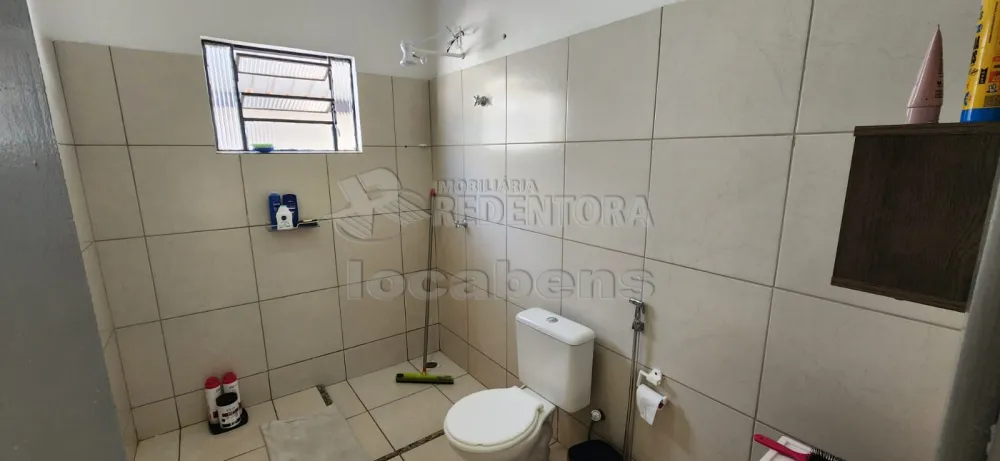 Comprar Casa / Padrão em São José do Rio Preto R$ 365.000,00 - Foto 3