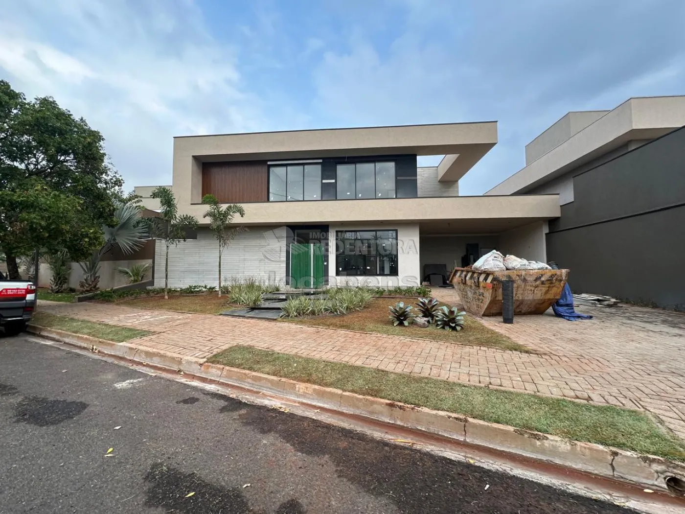 Casa de Condomínio à venda com 3 quartos, 230m² - Foto 4