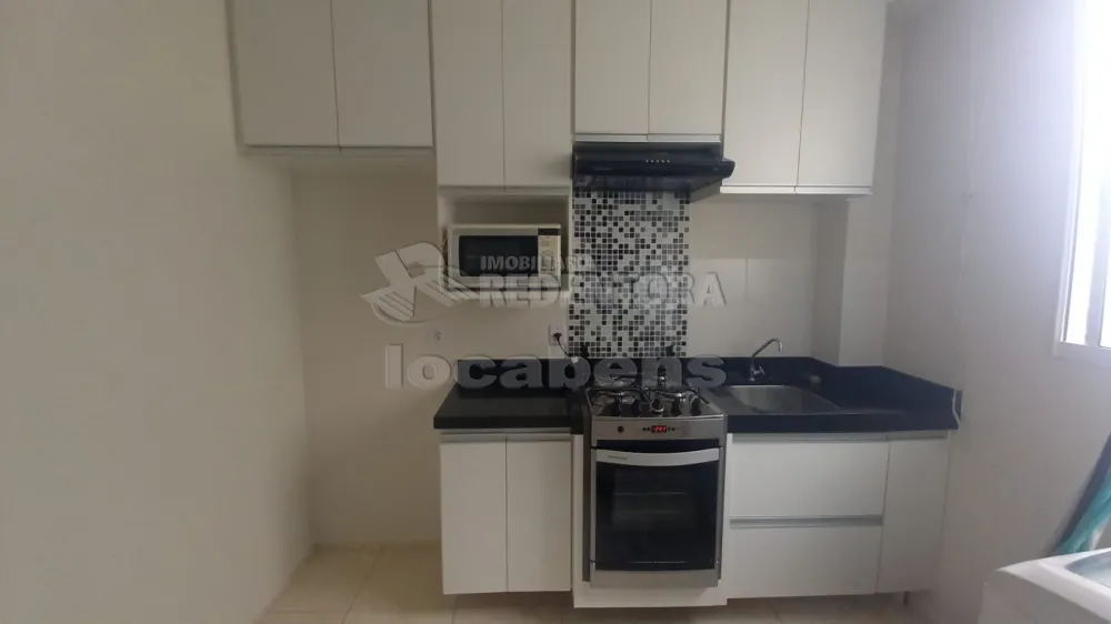 Alugar Apartamento / Padrão em São José do Rio Preto R$ 1.250,00 - Foto 3