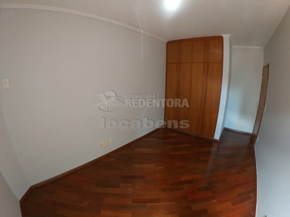 Alugar Apartamento / Padrão em São José do Rio Preto R$ 2.600,00 - Foto 11