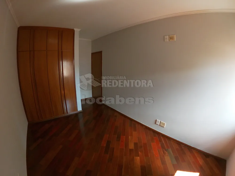 Alugar Apartamento / Padrão em São José do Rio Preto R$ 2.600,00 - Foto 12