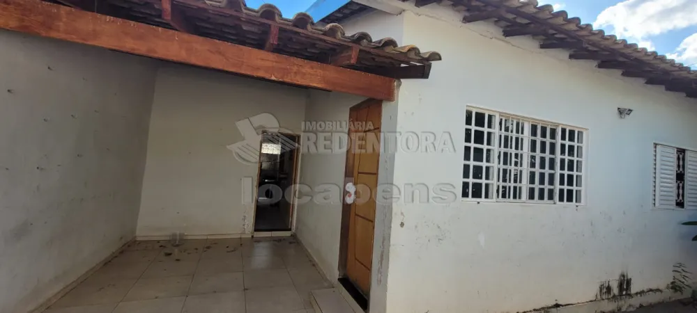 Alugar Casa / Padrão em São José do Rio Preto R$ 1.200,00 - Foto 3