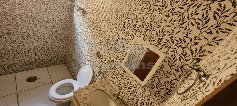 Alugar Casa / Padrão em São José do Rio Preto R$ 1.200,00 - Foto 14