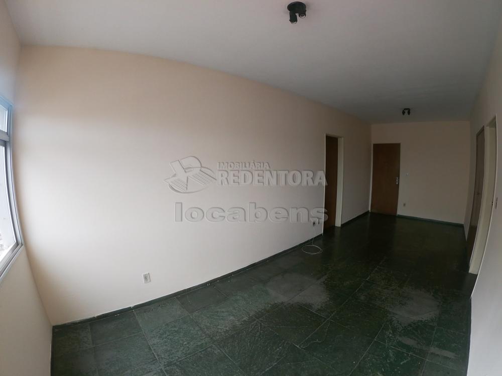 Apartamento para alugar com 3 quartos, 80m² - Foto 3