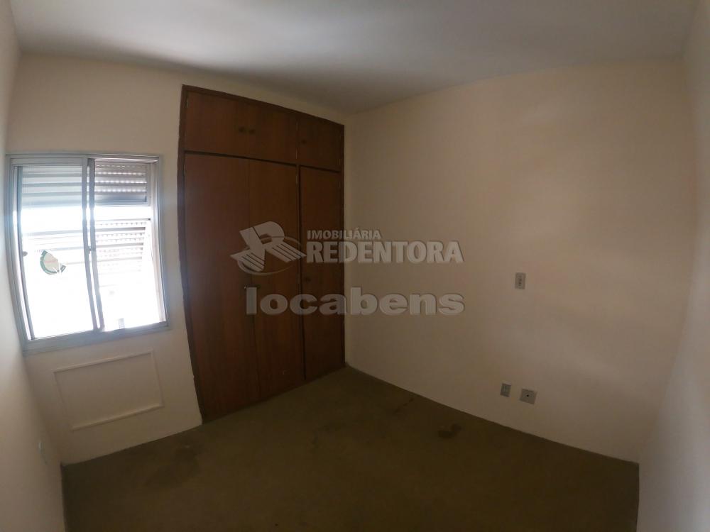 Apartamento para alugar com 3 quartos, 80m² - Foto 9