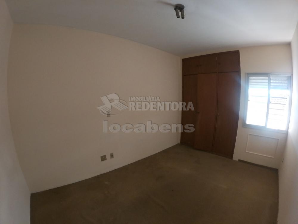 Apartamento para alugar com 3 quartos, 80m² - Foto 13