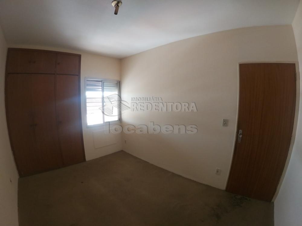 Apartamento para alugar com 3 quartos, 80m² - Foto 17