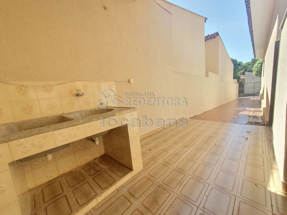 Alugar Casa / Padrão em São José do Rio Preto apenas R$ 700,00 - Foto 16